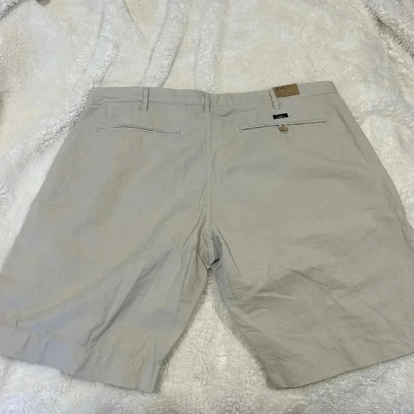 Faherty NWT Chino Shorts Mens Size‎ 40 Golf Linen Blend Comfort Outdoor Cream - Picture 4 of 5